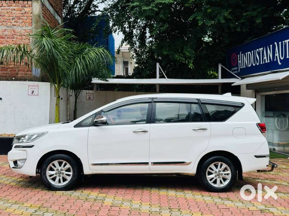Toyota Innova Crysta 2.4 Gx Mt 8s, 2018, Diesel