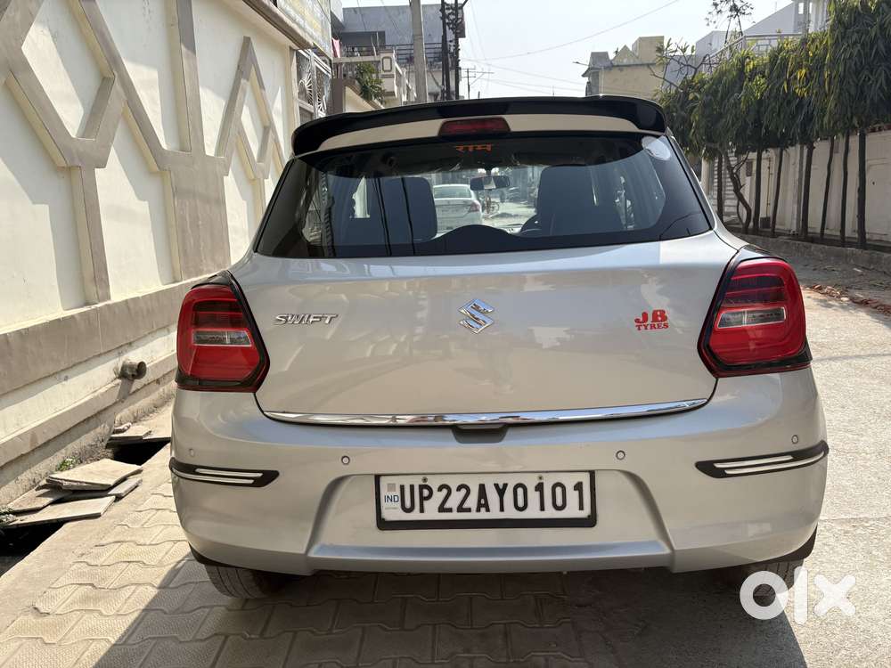 Maruti Suzuki Swift 1.2 Vxi (o), 2023, Petrol