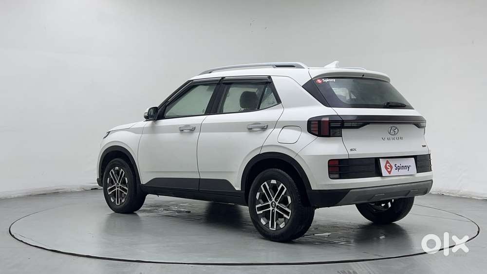 Hyundai Venue 1.0 Sx (o) Turbo Dct, 2023, Petrol