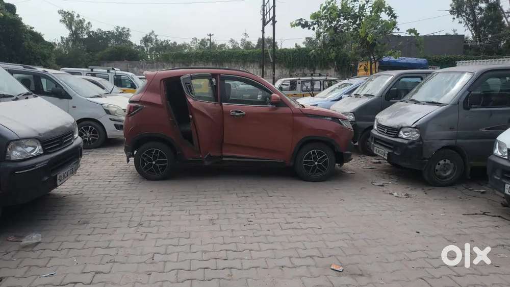 Mahindra Kuv 100 2016