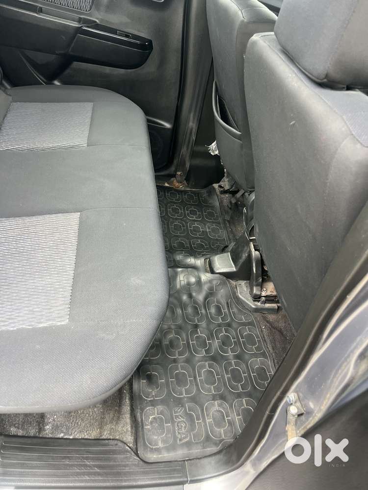 Maruti Suzuki Stingray Vxi, 2016, Petrol