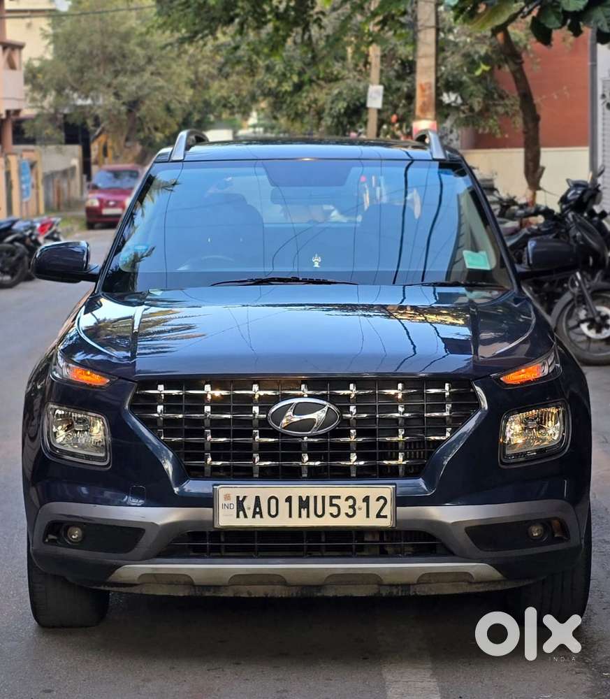 Hyundai Venue 1.2 S Plus, 2020, Petrol