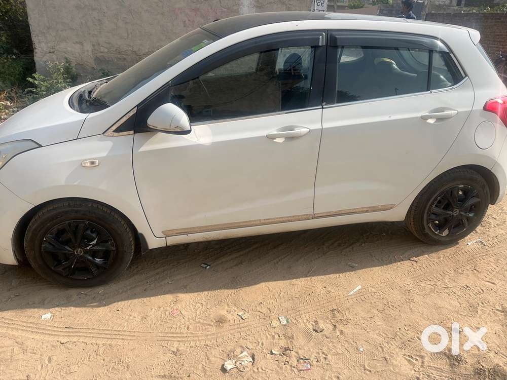 Hyundai Grand I10 2015 Petrol Well Maintained
