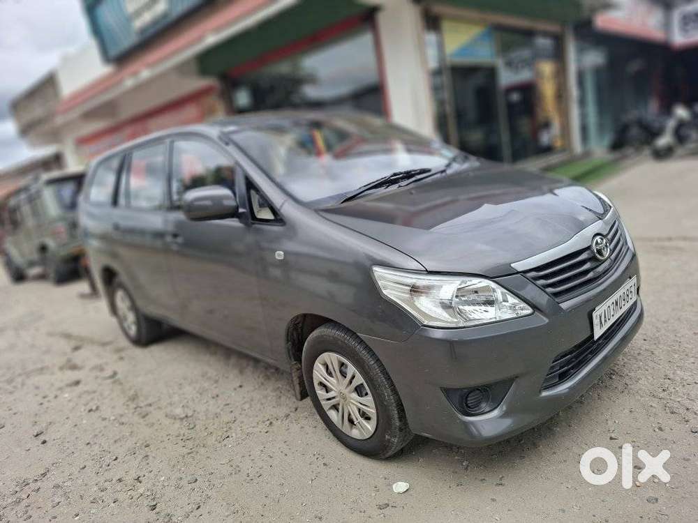 Toyota Innova 2.5 G (diesel) 7 Seater Bs Iv, 2012, Diesel