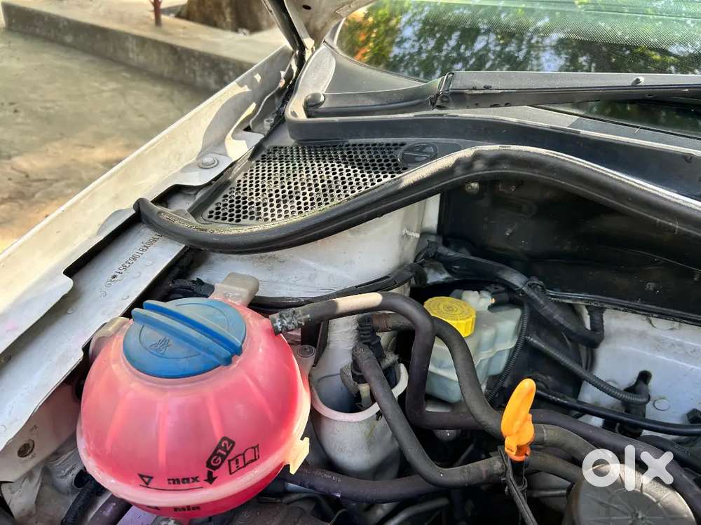 Volkswagen Polo 2011 Petrol 62400 Km Driven