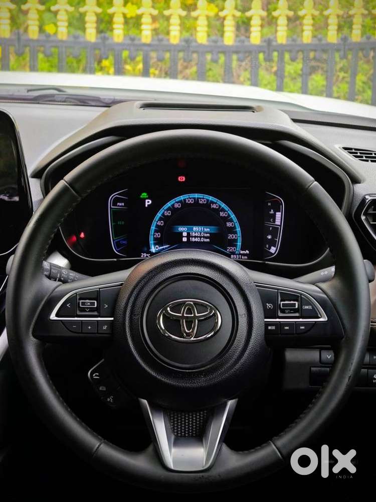 Toyota Urban Cruiser Hyryder 1.5 V Hybrid, 2026, Petrol