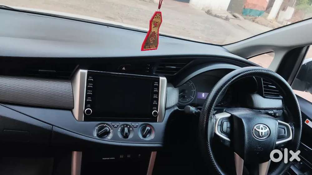 Toyota Innova Crysta 2023 Diesel 45000 Km Driven With Service Record