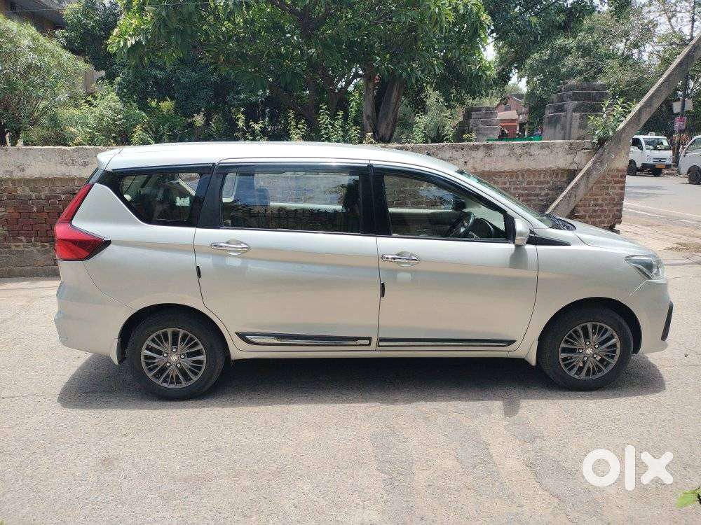 Maruti Suzuki Ertiga Zxi Shvs, 2019, Petrol
