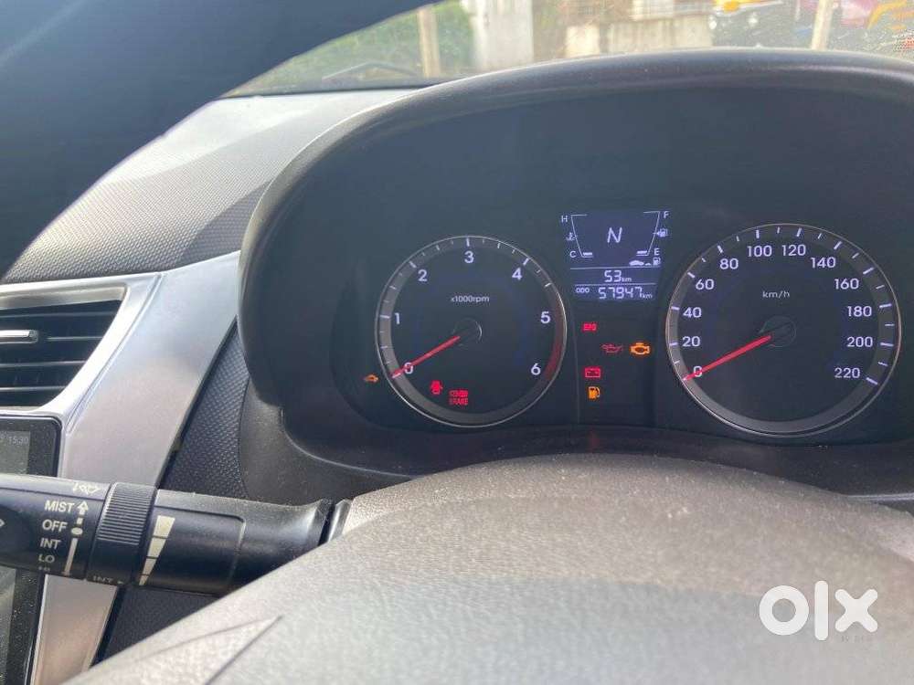 Hyundai Verna Fluidic 1.6 Crdi Sx Opt, 2017, Diesel