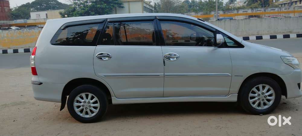 Toyota Innova 2.5 V 7 Str, 2012, Diesel