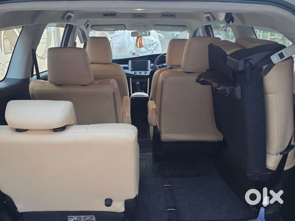 Toyota Innova Crysta [2020-ongoing] 2.4 Gx 7 Str, 2022, Diesel