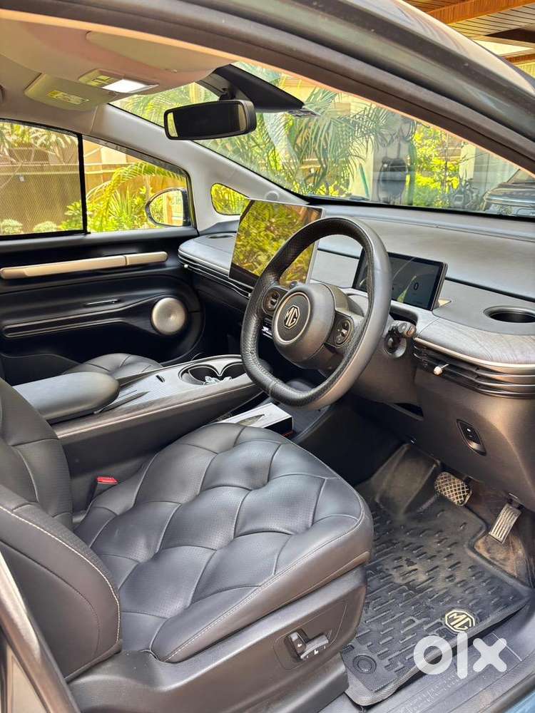 Mg Windsor Essence Ev 2025 Electric 10800 Km Driven