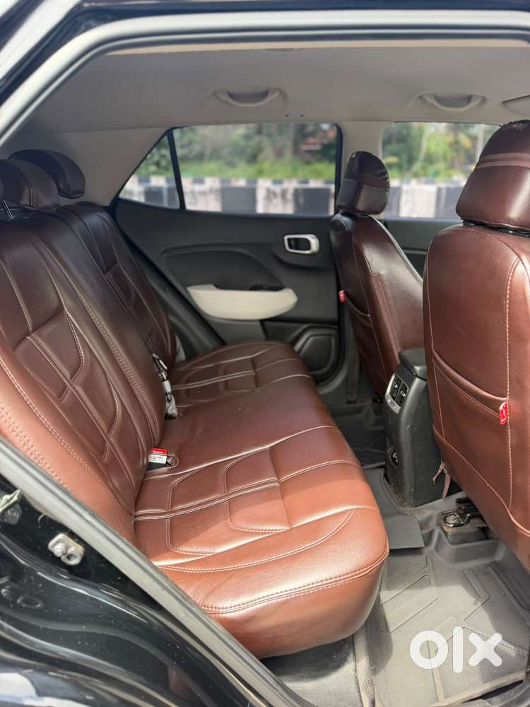 Hyundai Venue 1.2 S Plus, 2023, Petrol