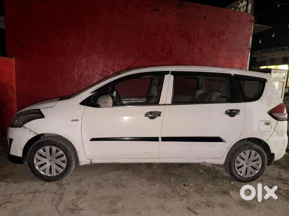Maruti Suzuki Ertiga 2013
