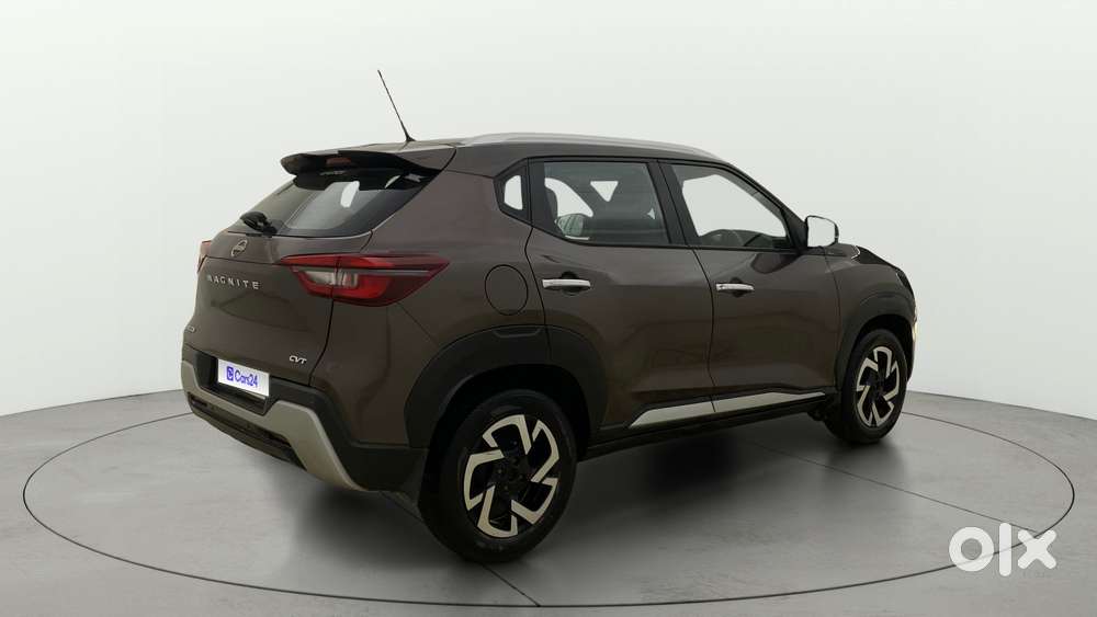 Nissan Magnite 1.0 Xv Turbo Cvt, 2022, Petrol