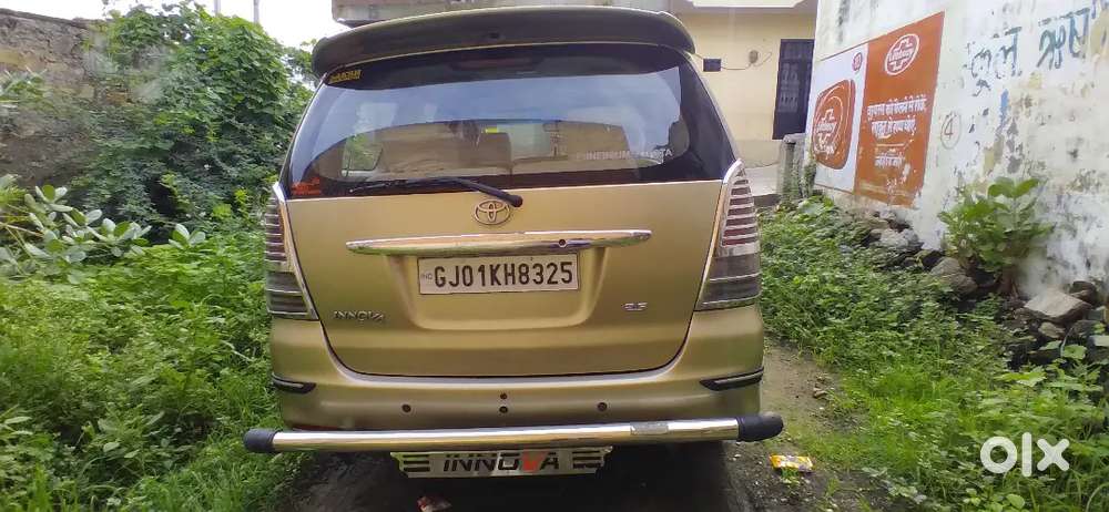 Toyota Innova 2011 Diesel Well Maintained