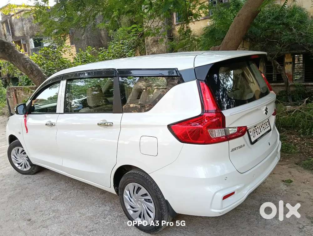 Maruti Suzuki Ertiga Lxi 2025