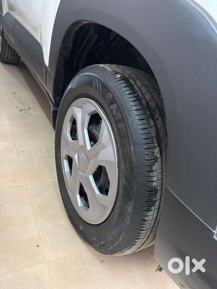 Maruti Suzuki Brezza 1.5 Vxi Cng, 2024, Cng & Hybrids