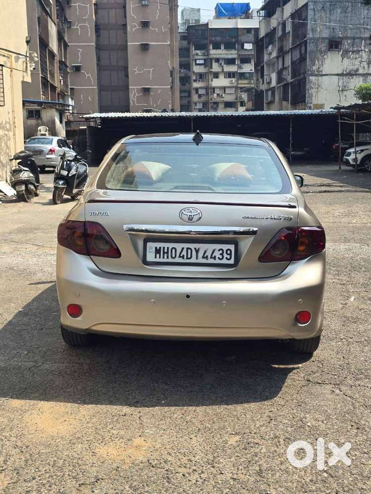 Toyota Corolla Altis 2009  Petrol+cng  Manual  Excellent Condition
