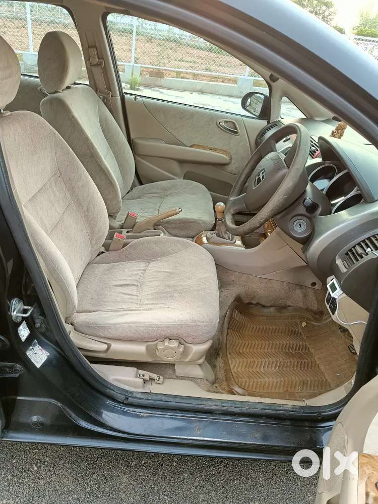 Honda City 2004 Petrol Well Maintained