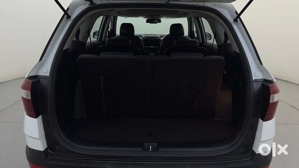 Hyundai Alcazar 2.0 Platinum (o) Petrol At 6 Str, 2021, Petrol