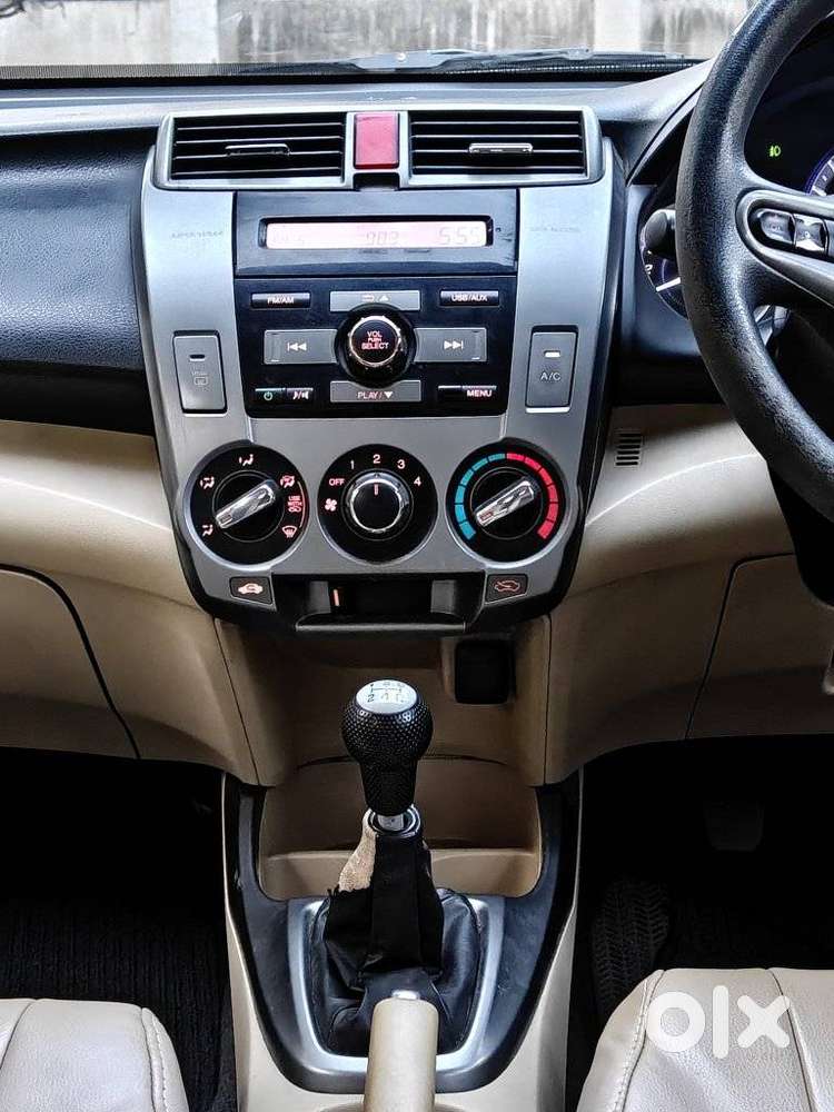 Honda City V Mt Exclusive, 2013, Petrol