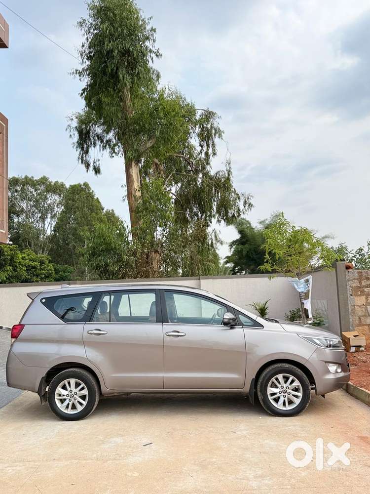 Toyota Innova Crysta 2.4 Vx Mt, 2019, Diesel