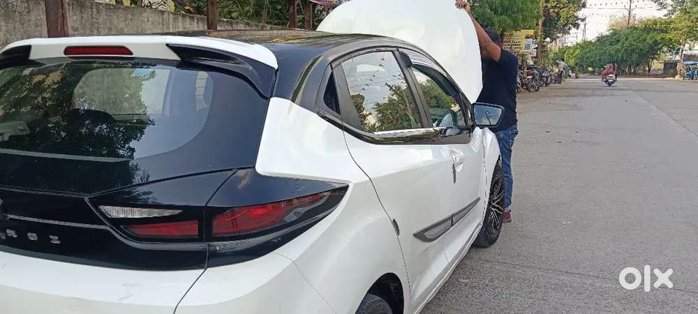 Tata Altroz 2022 Cng & Hybrids 100000 Km Driven