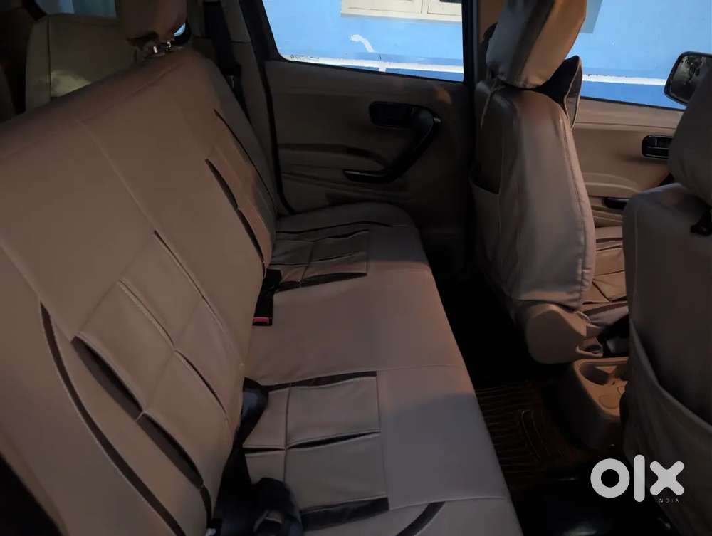 Mahindra Tuv 300 T4 Diesel