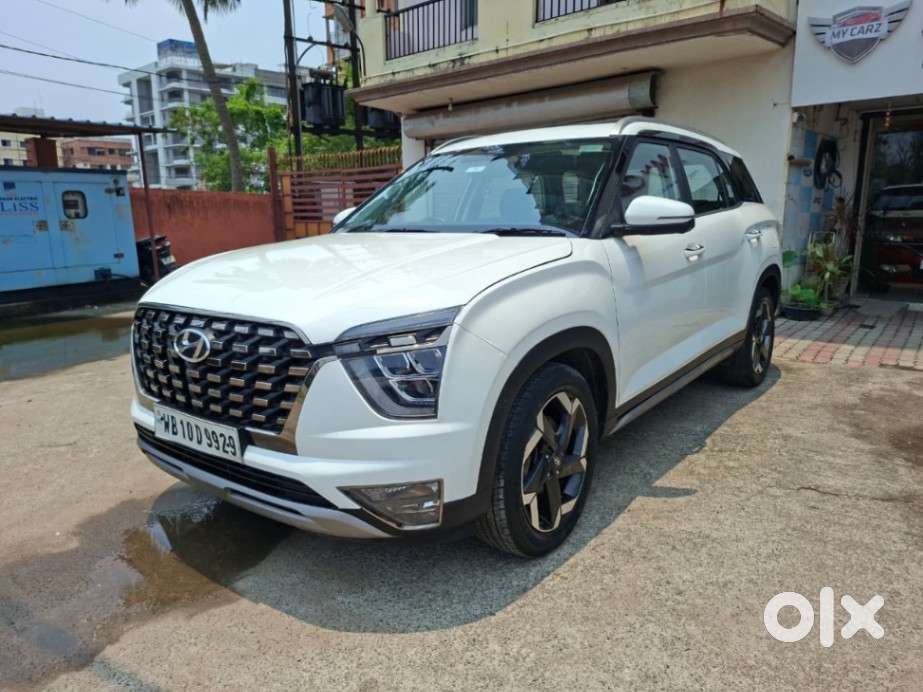 Hyundai Alcazar Platinum, 2023, Petrol