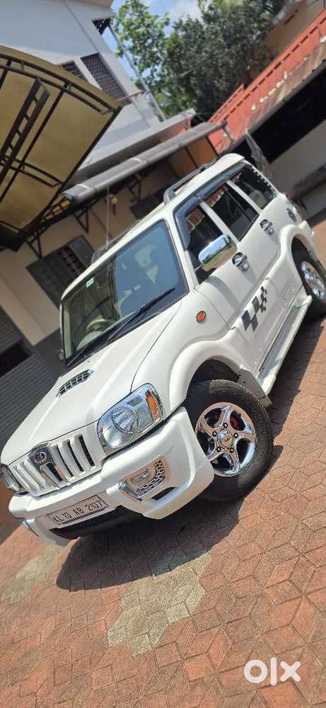 Mahindra Scorpio 2013