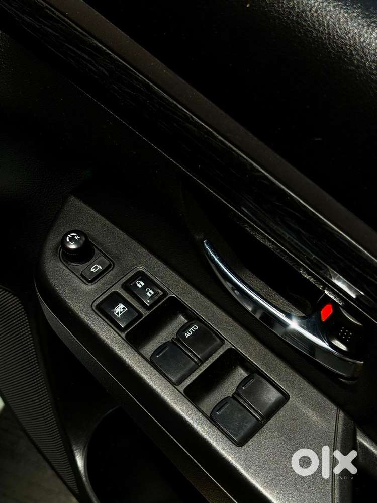 Maruti Suzuki Xl6 Alpha At, 2021, Petrol