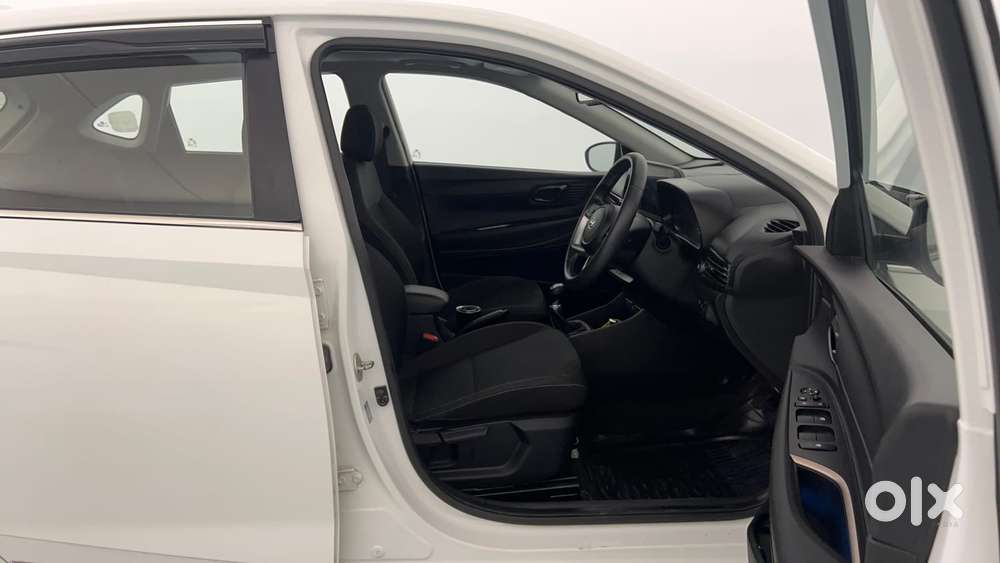 Hyundai New I20 1.2 Asta (o) Mt, 2022, Petrol