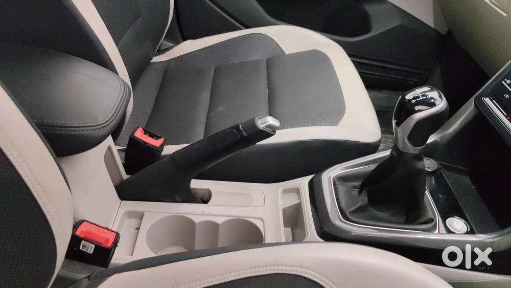 Volkswagen Taigun 1.0 Tsi Topline, 2023, Petrol