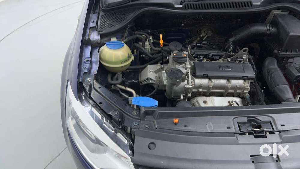 Volkswagen Polo Petrol Highline 1.2l, 2013, Petrol