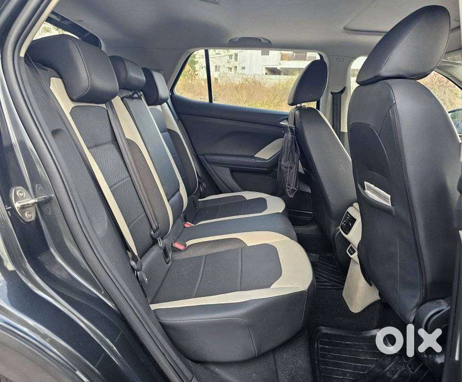 Volkswagen Taigun 1.0 Tsi Topline, 2023, Petrol