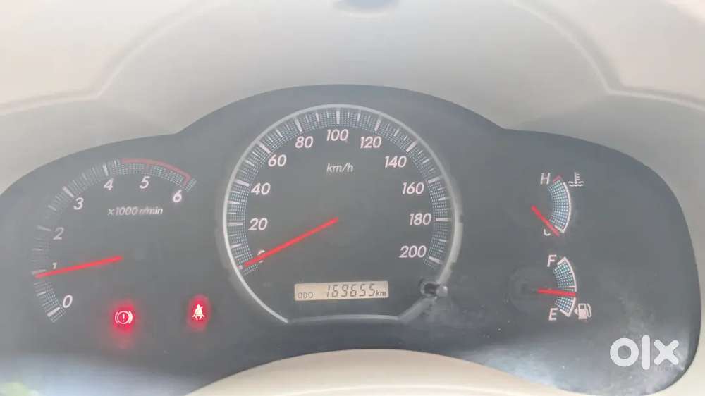 Toyota Innova 2014 Diesel 169000 Km Driven