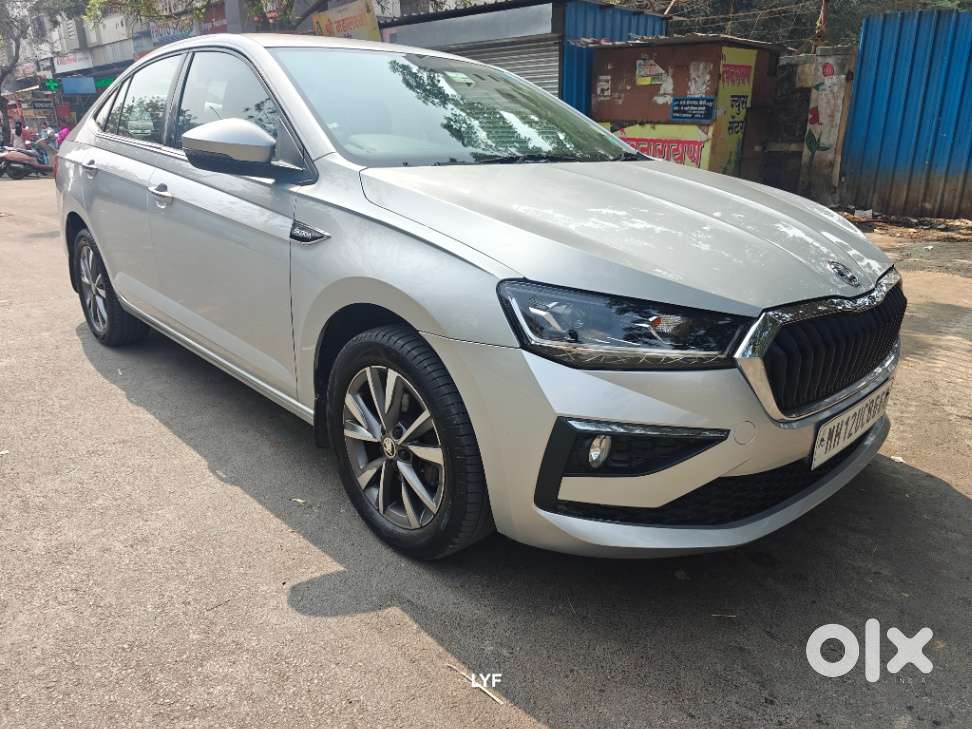 Skoda Slavia Style 1.0l Tsi Mt, 2022, Petrol