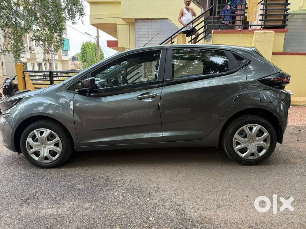 Tata Altroz Petrol Manual 2022