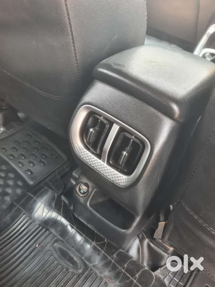 Kia Sonet 2020 Diesel Well Maintained