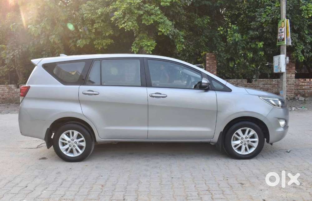 Toyota Innova Crysta 2.4 G Mt, 2020, Diesel