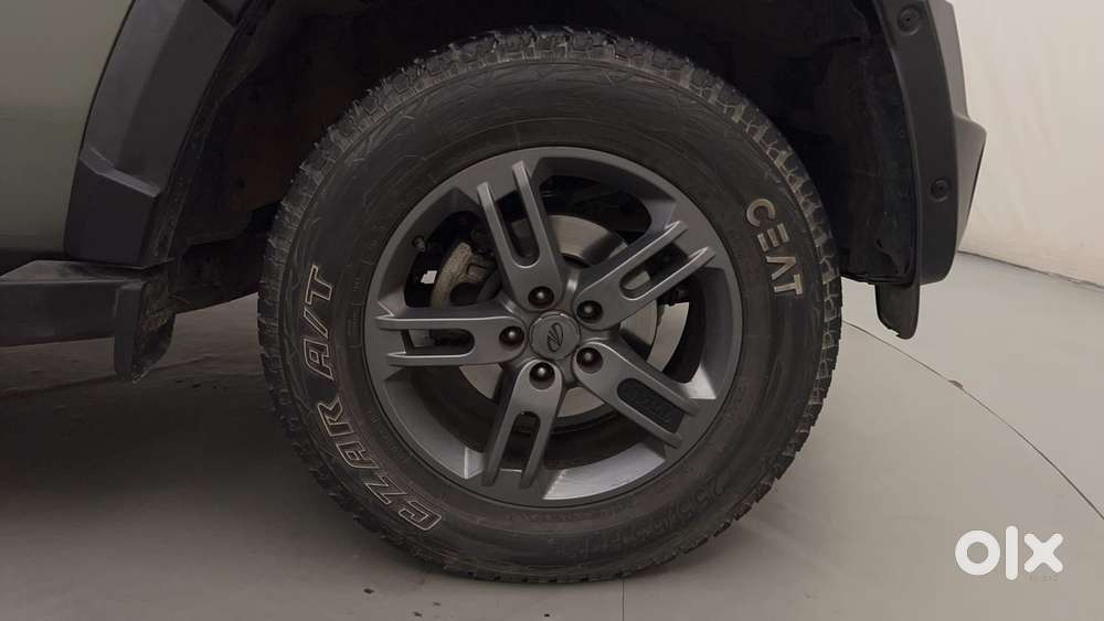 Mahindra Thar Lx Hard Top Petrol At Rwd, 2022, Petrol