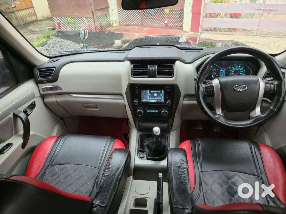 Mahindra Scorpio S10, 2016, Diesel