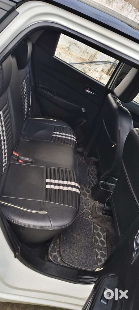 Maruti Suzuki Swift 1.3 Zxi, 2023, Petrol