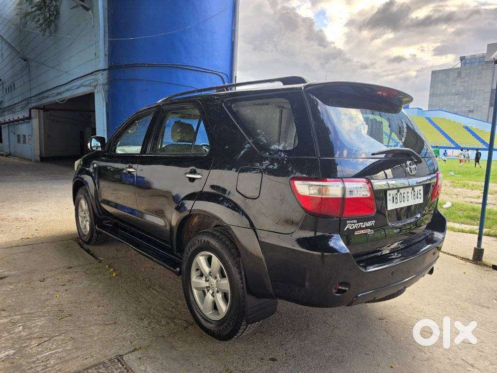 Toyota Fortuner 3.0 4x4 Manual, 2011, Diesel