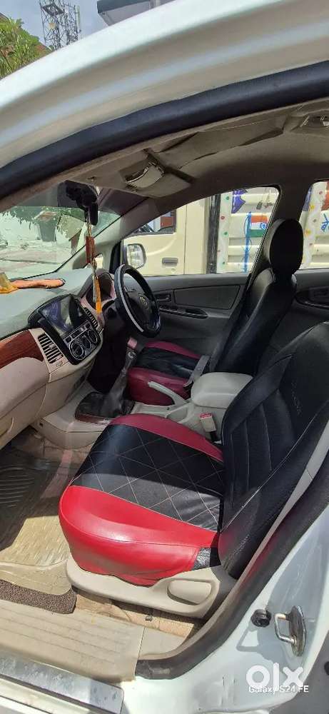 Toyota Innova Diesel 2011