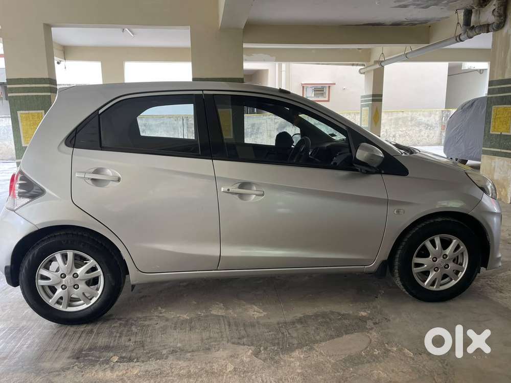 Honda Brio V Automatic, 2012, Petrol