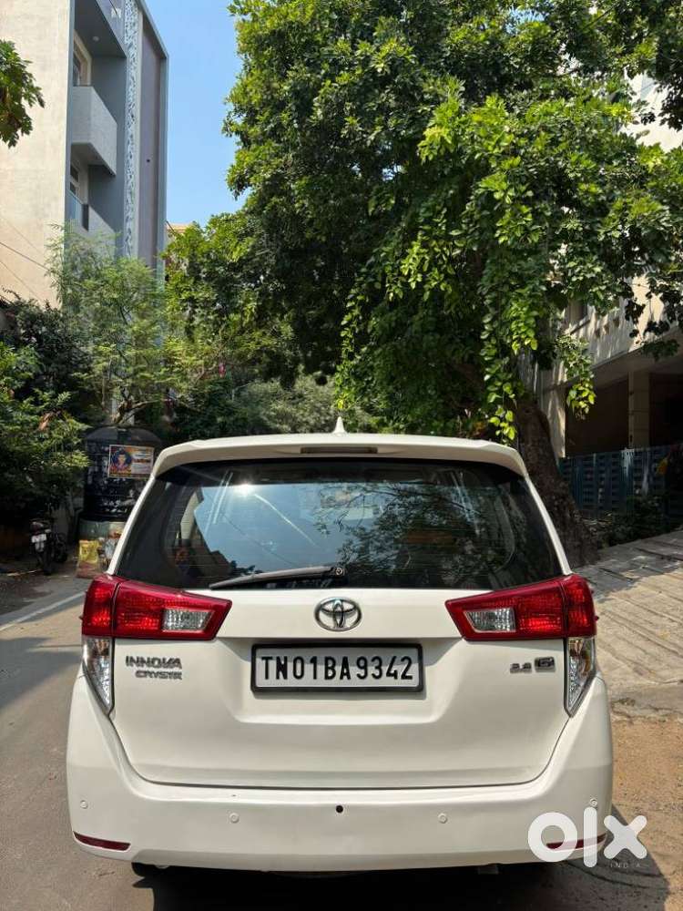 Toyota Innova Crysta 2.8 Gx At 7 Str, 2016, Diesel