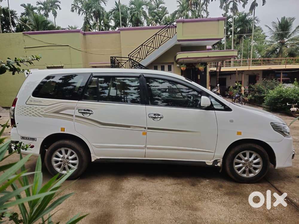 Toyota Innova 2.5 G (diesel) 8 Seater, 2012, Diesel
