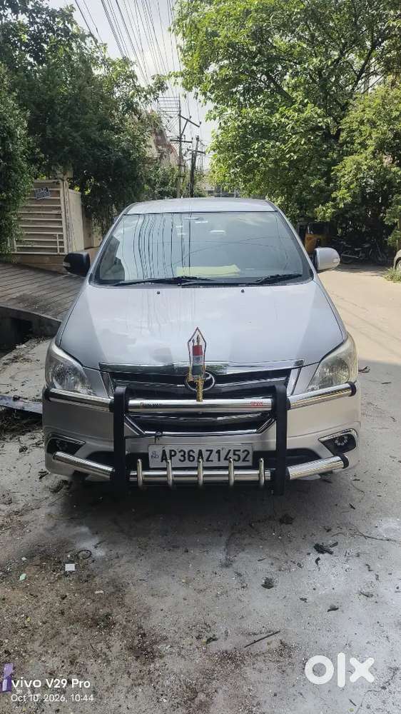 Toyota Innova 2.5 Z 2014